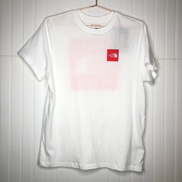 The North Face Women’s Crewneck Shirt White NWT - Picture 4 of 7